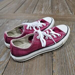 CONVERSE CHUCK TAYLOR ALL STAR MAROON, Women's Size 7, Men's size 5